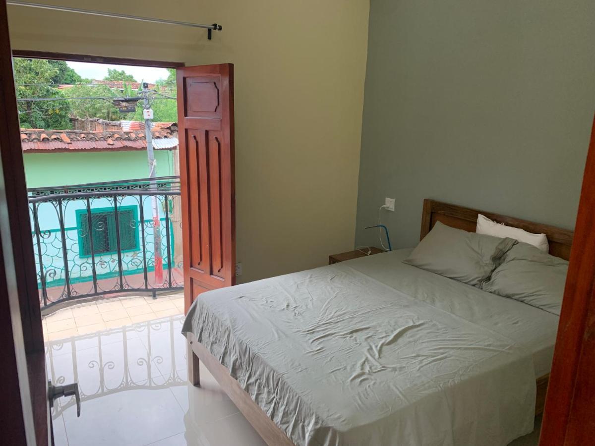 Apartamentos Casa Amarilla Granada Bagian luar foto