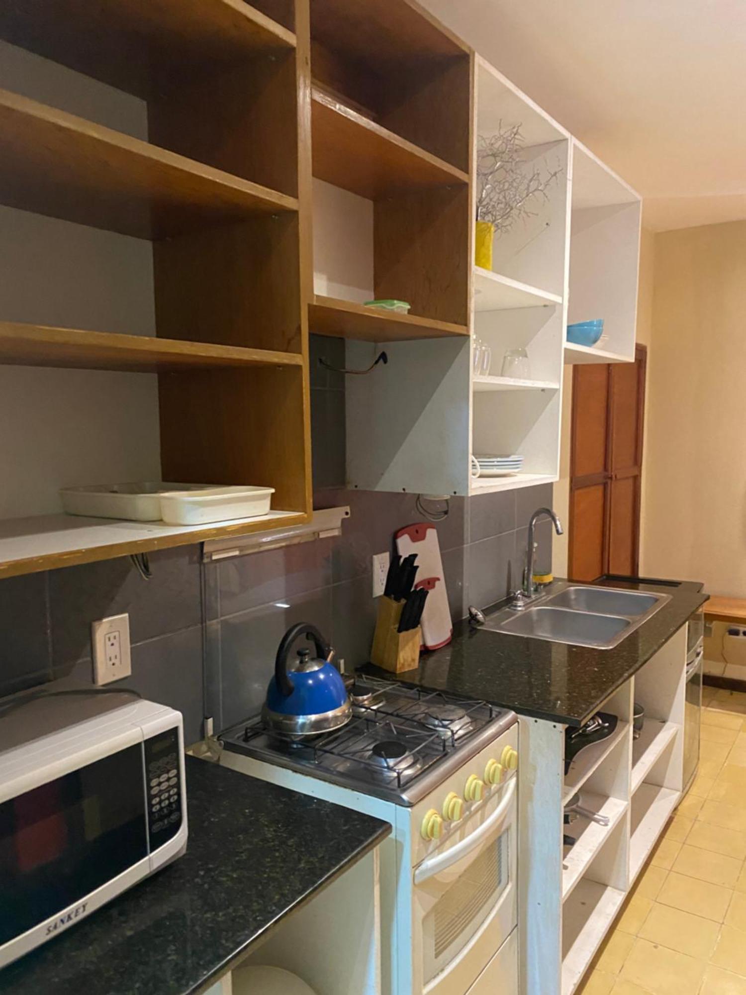Apartamentos Casa Amarilla Granada Bagian luar foto