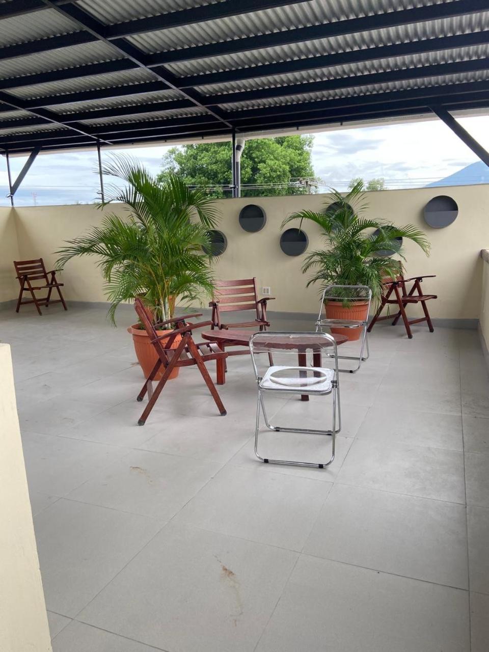 Apartamentos Casa Amarilla Granada Bagian luar foto