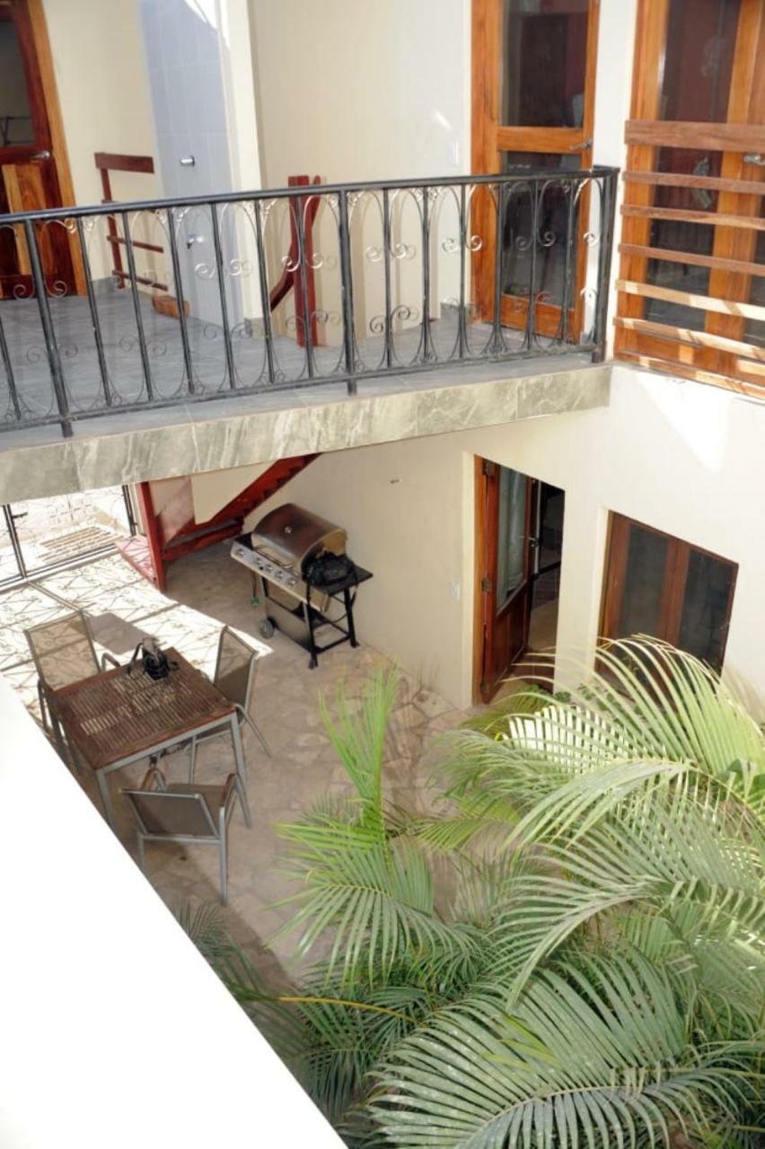 Apartamentos Casa Amarilla Granada Bagian luar foto