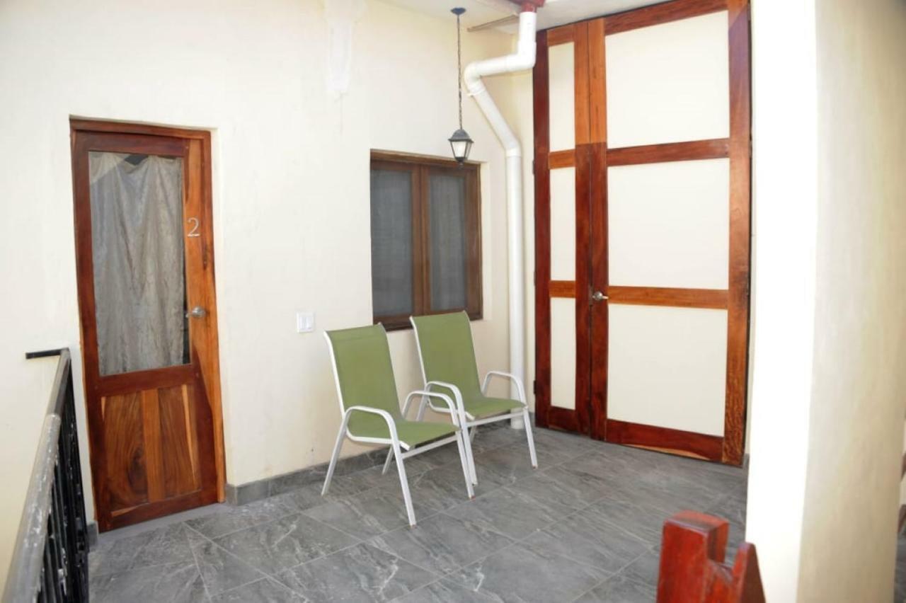 Apartamentos Casa Amarilla Granada Bagian luar foto