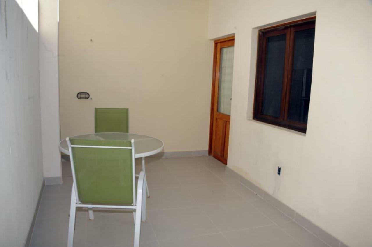 Apartamentos Casa Amarilla Granada Bagian luar foto